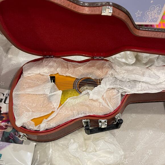 American Girl Rosewood-colored Acoustic Guitar for Dolls MYAG - Picture 4 of 11